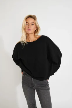 Banana Moon Pull FLOWN FREELANCE- Pulls & Sweats